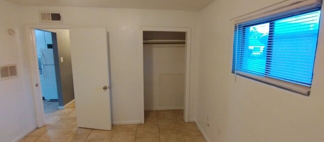 Photo - 820 Apache Ave NW Unidad A