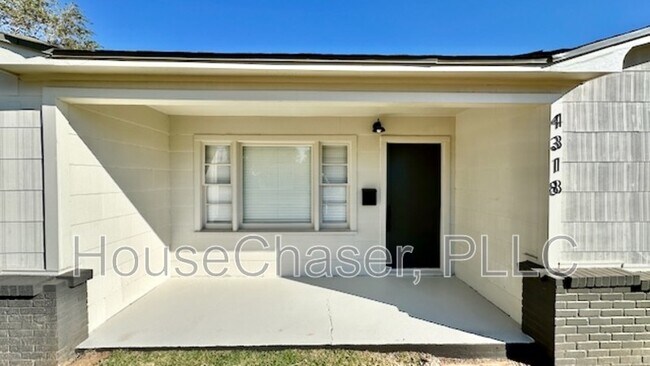 Photo - 4318 31st St