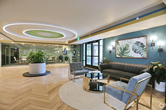 Plaza Apartments