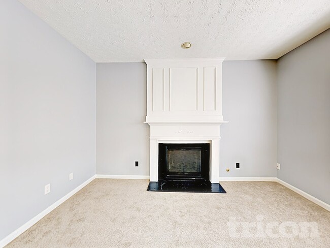 Photo - 209 Greenland Ct