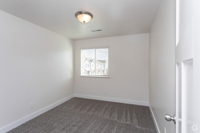 3BR, 2.5BA - 1,521SF - Second Bedroom