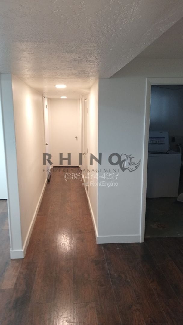 Photo - 983 E Dry Gulch Cir