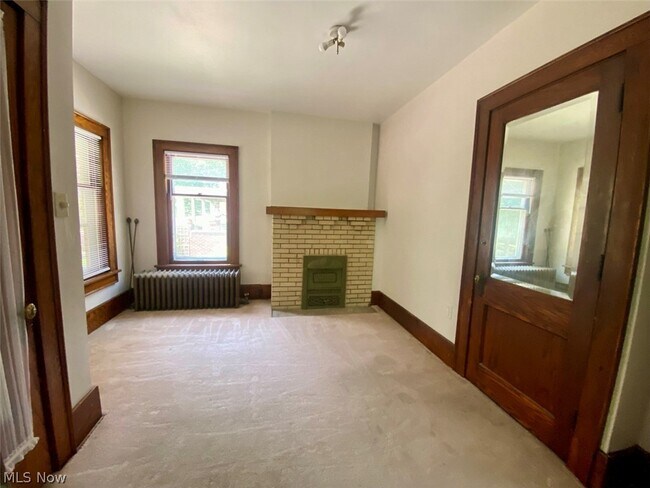 Photo - 179 Oakdale Ave