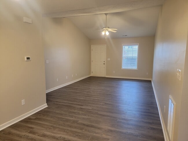 Photo - 6722 Boston Dr Unit 6722