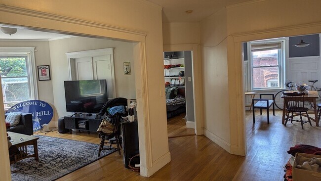 Photo - 187 Winthrop Rd Unit 3