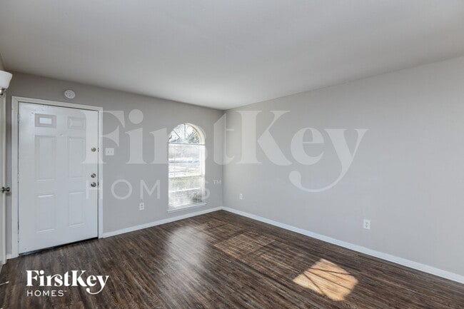 Photo - 129 Sheffield Dr