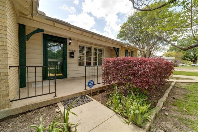 Photo - 3559 Norfolk Rd