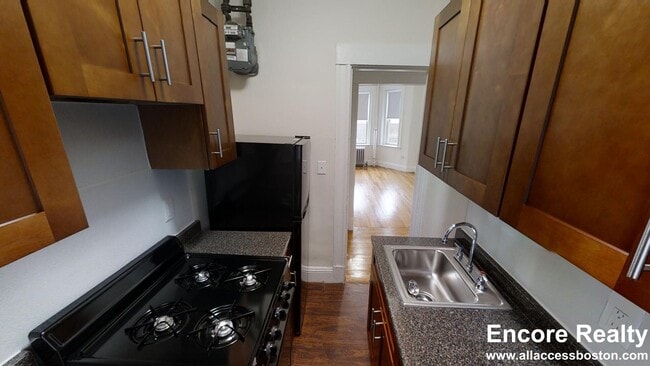 Photo - 1175 Boylston St Unit 3