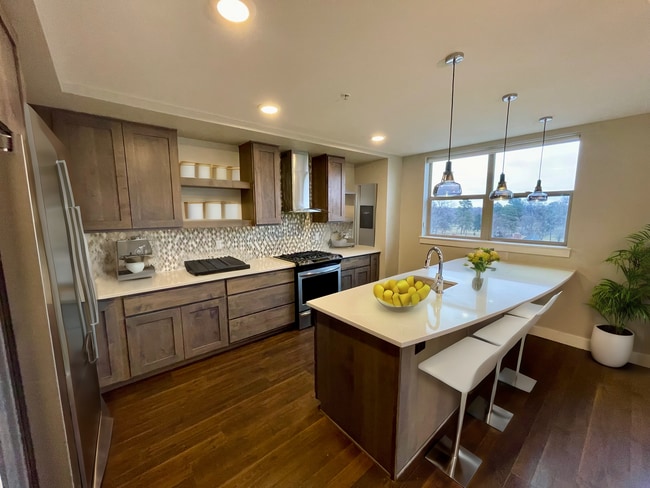 Photo - Spacious Luxury Living in City Park! 3Bd/2.5Ba Unit 401
