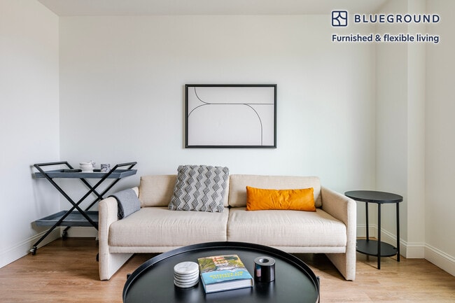 Photo - 99 Kneeland St Unidad FL8-ID1192