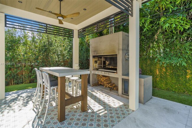 Photo - 420 Palmwood Ln