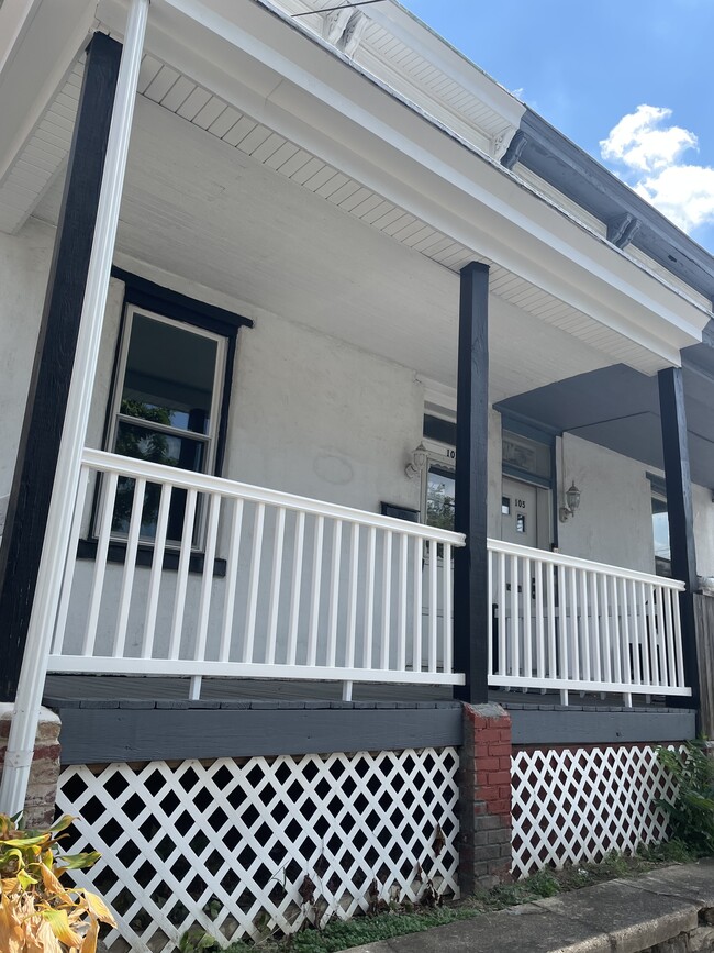 Photo - 107 N 5th Ave
