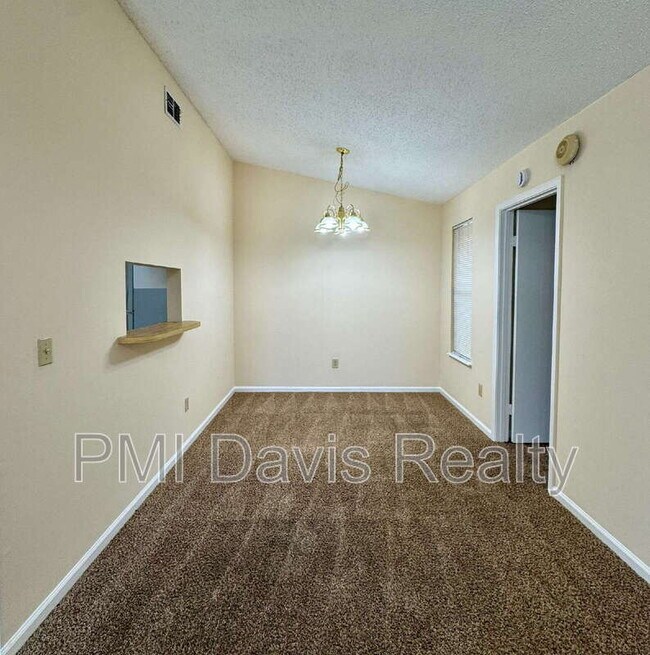 Photo - 1376 Ellis Trace Dr W