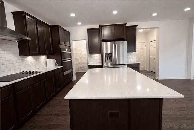 Photo - 360 Honey Tree Wy