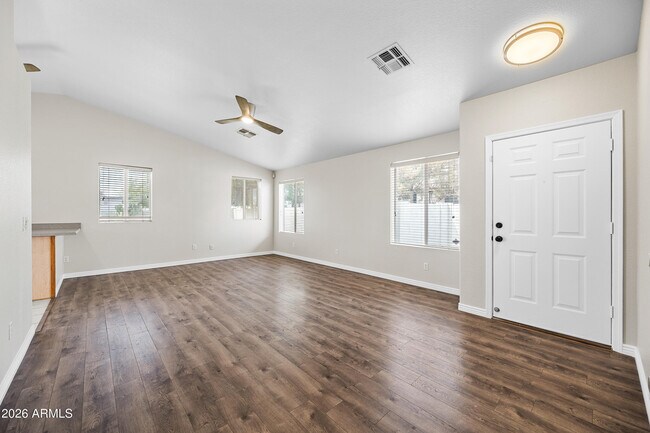 Photo - 4032 N 14th Pl