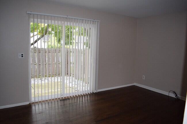 Photo - 3 BEDROOM 1 1/2 BATH PRIVATE ENTRY TOWNHOU...