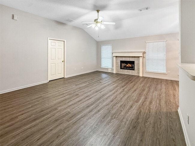 Photo - 3310 N Mason Rd