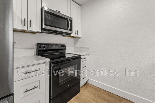 3965 Logan Ave