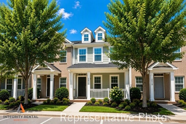 Building Photo - GREAT 2 Bedroom Townhome Regent Park - AUGUST MOVE IN SPECIAL