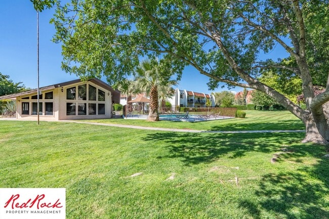 2 Bedroom Condo in a Prime Location! - 2 Bedroom Condo in a Prime Location! Unit 45