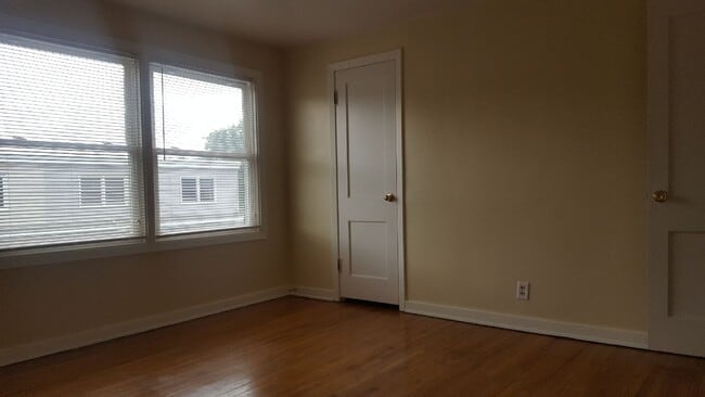 Photo - 1280 W Mullan Ave