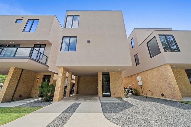 1403 Barton Hills Dr