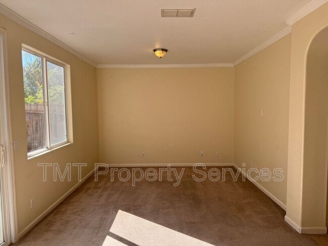 Photo - 3066 Staysail St