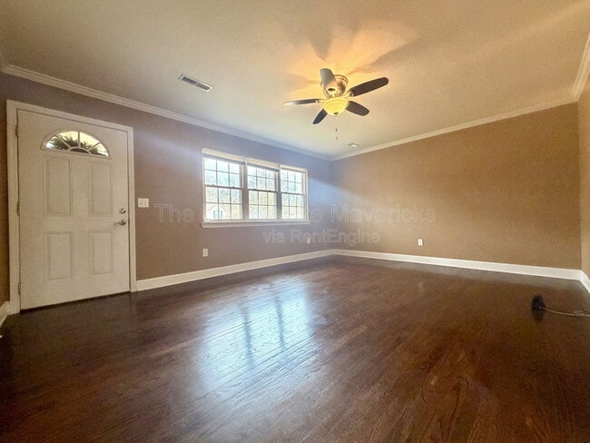 Photo - 1160 Greens Rd