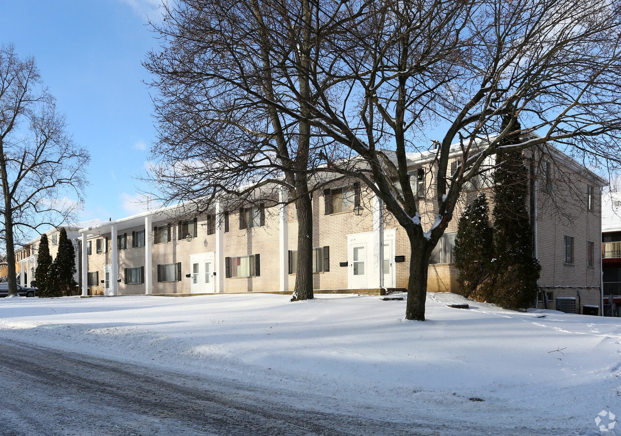 Primary Photo - Legacy Village at Treeside Townhomes