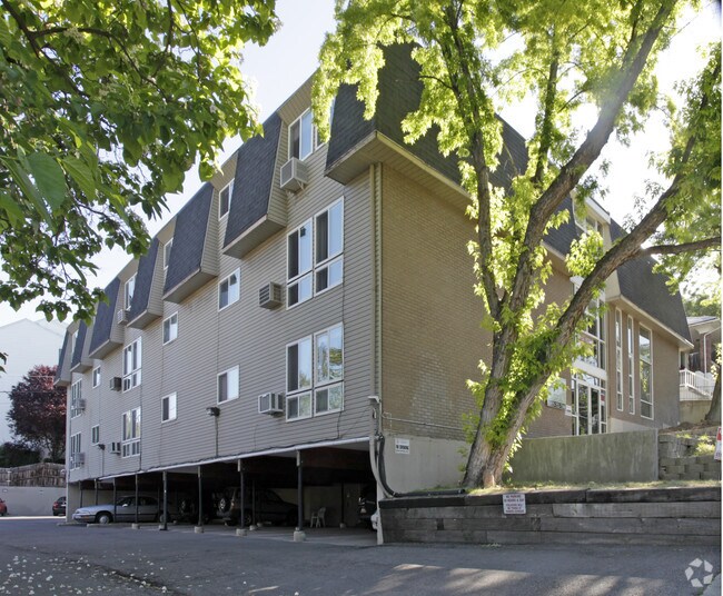 Photo - Hillside Apartments