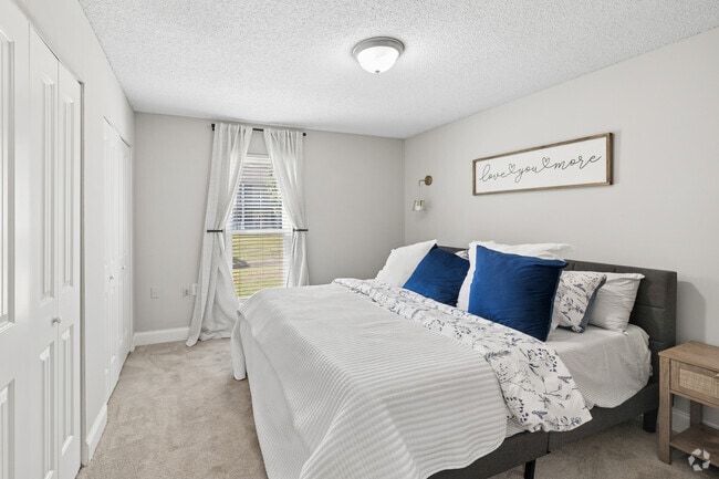 The Evandale - 2BR, 2BA - 1,027SF - Primary Bedroom