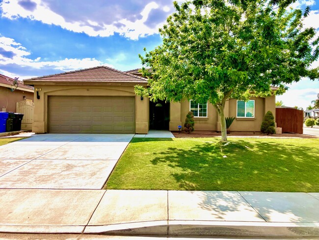 Front - 725 Costa Alyssa Ct Casa