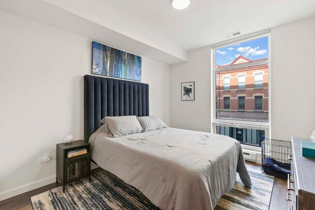 Photo - 1122 W Chicago Ave Unit 710