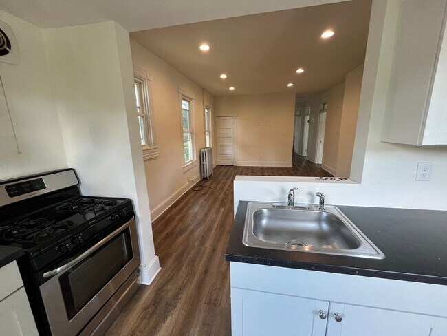 Building Photo - 57 Burke Ave Unit #2