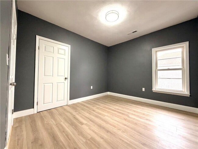 Photo - 150 Newell Ave