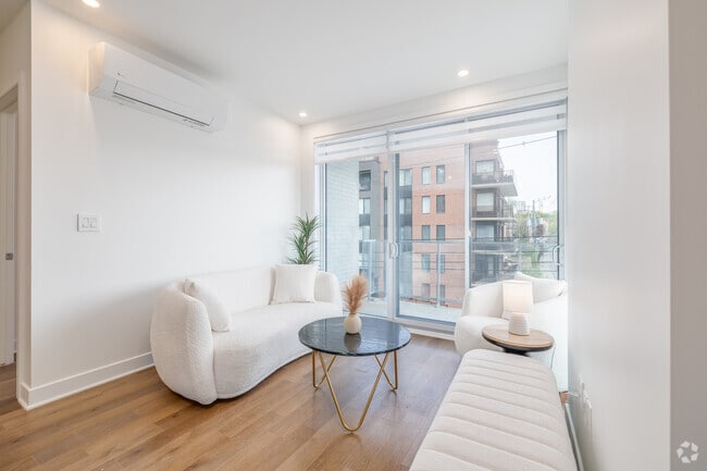 2 chambres, 2 salles de bain - 969 pi² - Salon - Elora MTL