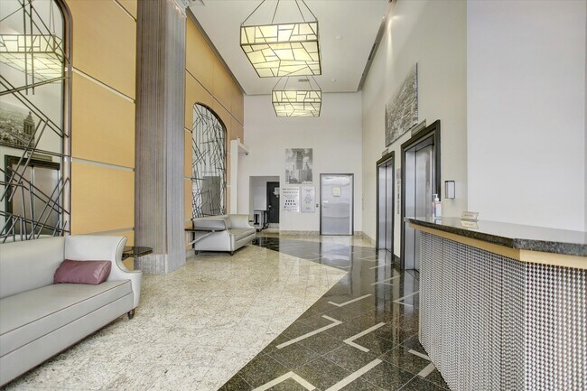 Photo - 705 Main St