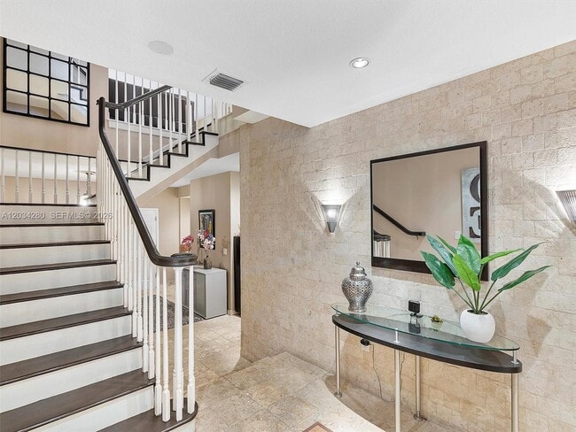 Photo - 21399 Marina Cove Cir