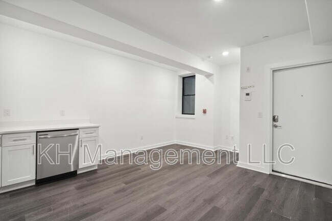 Photo - 4021 Haverford Ave Unit 2