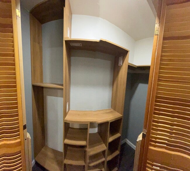 Photo - 7071 61st St