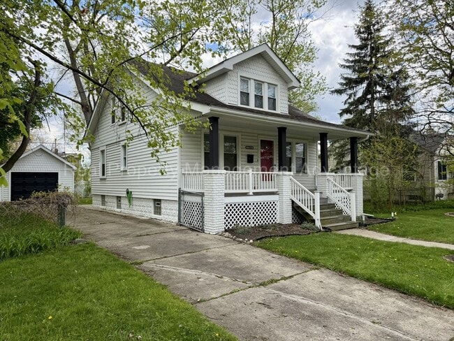 Photo - Complete Ferndale Renovation - 4 Bedrooms and Two Full Bathrooms!