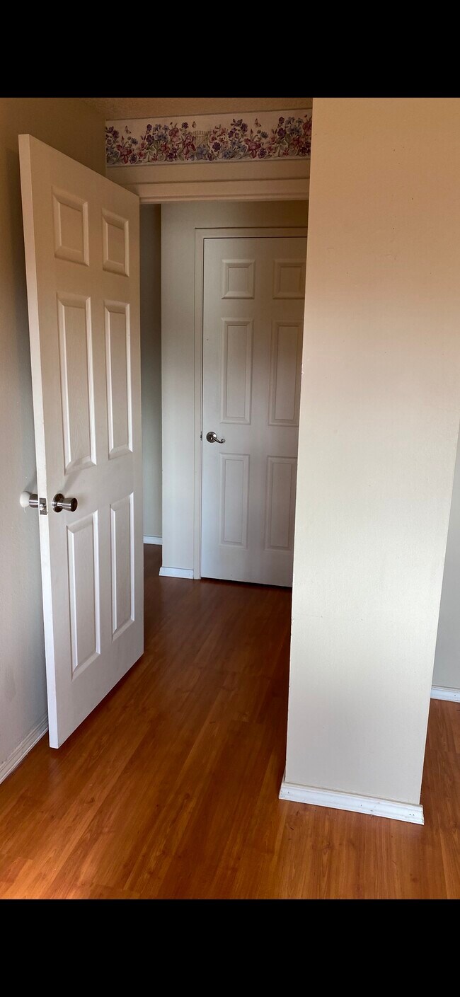 Photo - 7725 Timber Hill Dr Unit D