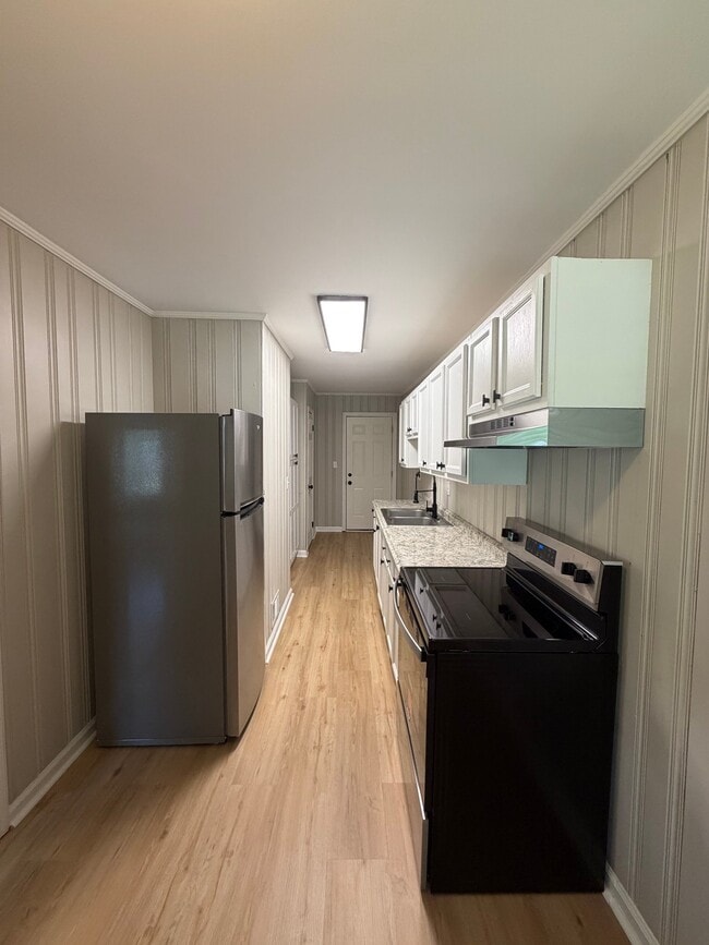 3269 Dodson Dr Unit B