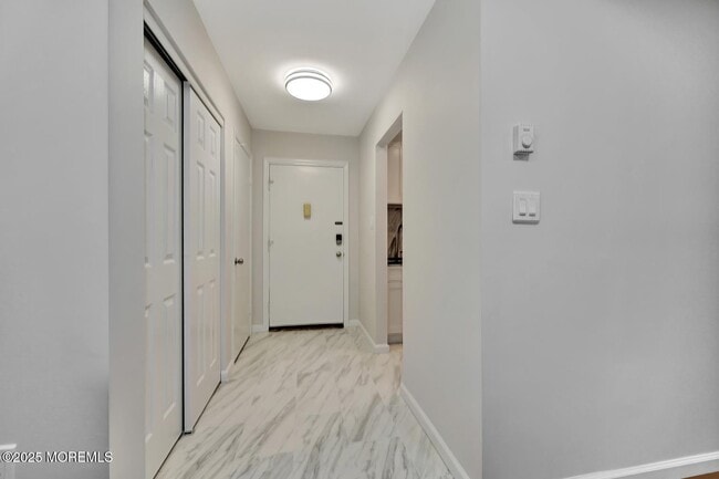 Photo - 177 Amberly Dr