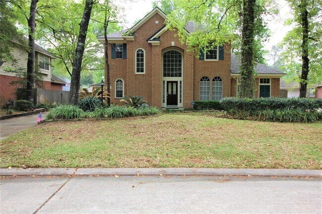 Photo - 154 E Elm Crescent House