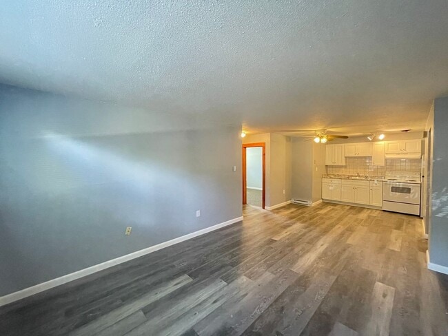 Photo - 177 Loudon Rd Unit 103