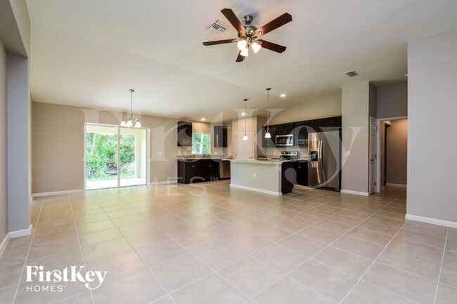 Photo - 8287 Robin Rd