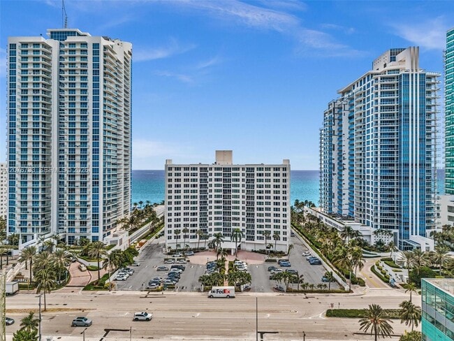 Building Photo - 3505 S Ocean Dr Unit 804