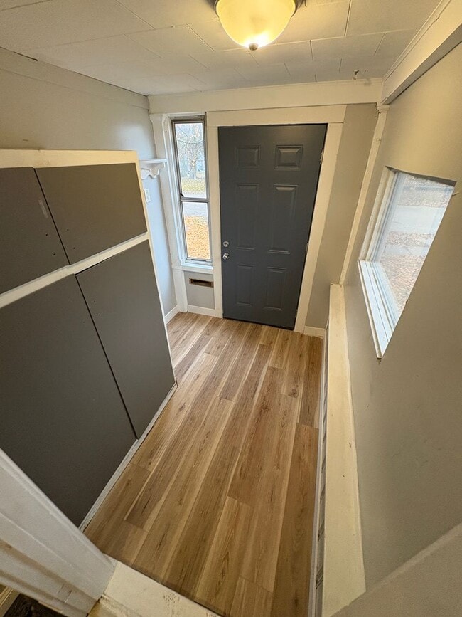 Photo - 2 Bed House for Rent!