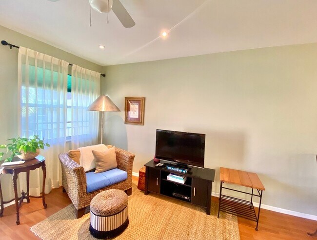 Photo - 110 Spring Lake Ct